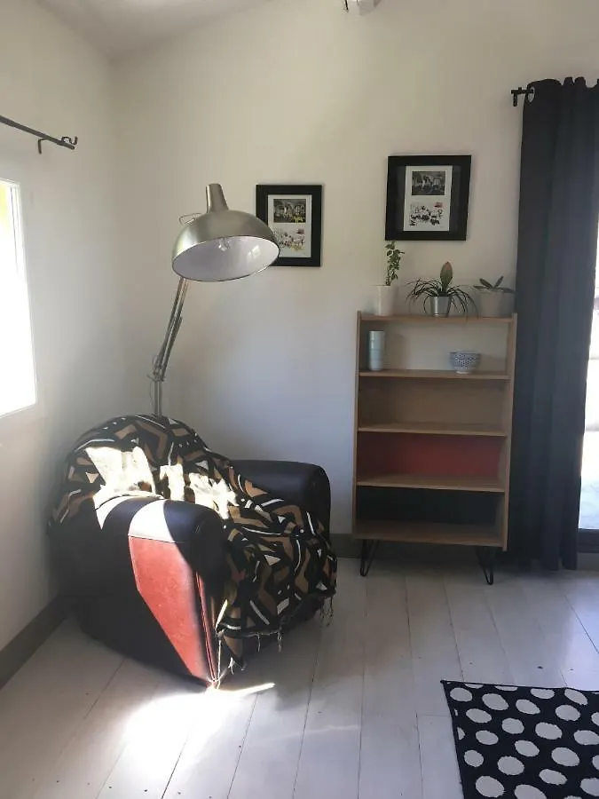 Holiday home Les Cabanes De Vallis Clausa Saumane-de-Vaucluse